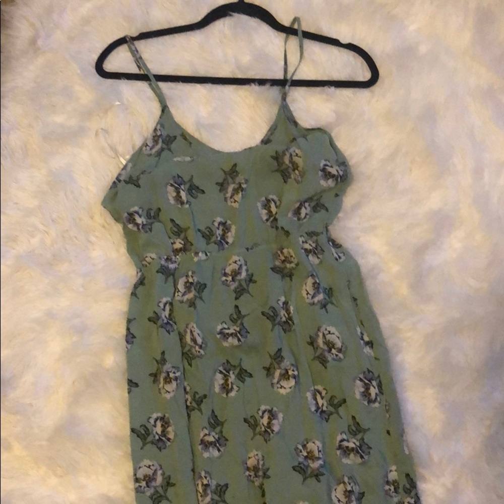 Light green flower maxi dress